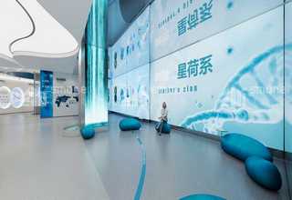 智世四向穿梭机器人